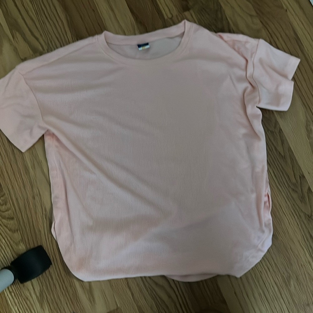 light pink very soft t-shirt
